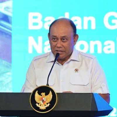Jadi tersangka korupsi MBG, 3 eks BGN: Dadan Hindayana, Lodewyk, Sonny dibui Kejagung