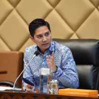 Respons Gerindra soal kabar ponakan Prabowo, Budi Djiwandono perintahkan awasi Gibran