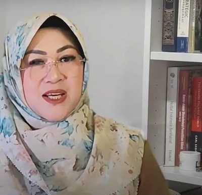 Hakim kabulkan perlawanan dr Tifa, sidang ijazah Jokowi dihentikan