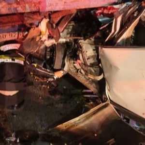 Mobil CR-V tabrak turk di Tol Malang-Pandaan, 5 orang tewas 4 luka-luka