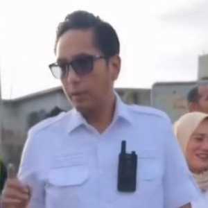 Viral lurah di Medan ejek warga yang lagi ngadu ke wali kota: 'Cie curhat dia Bah'