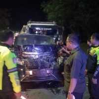 Pendakwah KH Anwar Zahid alami kecelakaan di Bojonegoro, mobilnya diseruduk truk