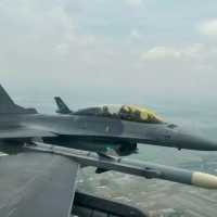 Pesawat tempur wara-wiri di langit Jakarta pada Jumat 28 Agustus pagi, TNI: Latihan