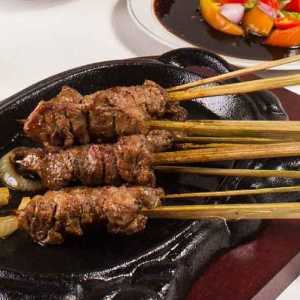 Rekomendasi 5 sate kambing khas Tegal maknyus di Jakarta
