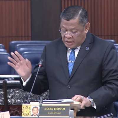 Legislator Malaysia sentil Prabowo soal karhutla pakai bahasa Jawa: Paringi waras